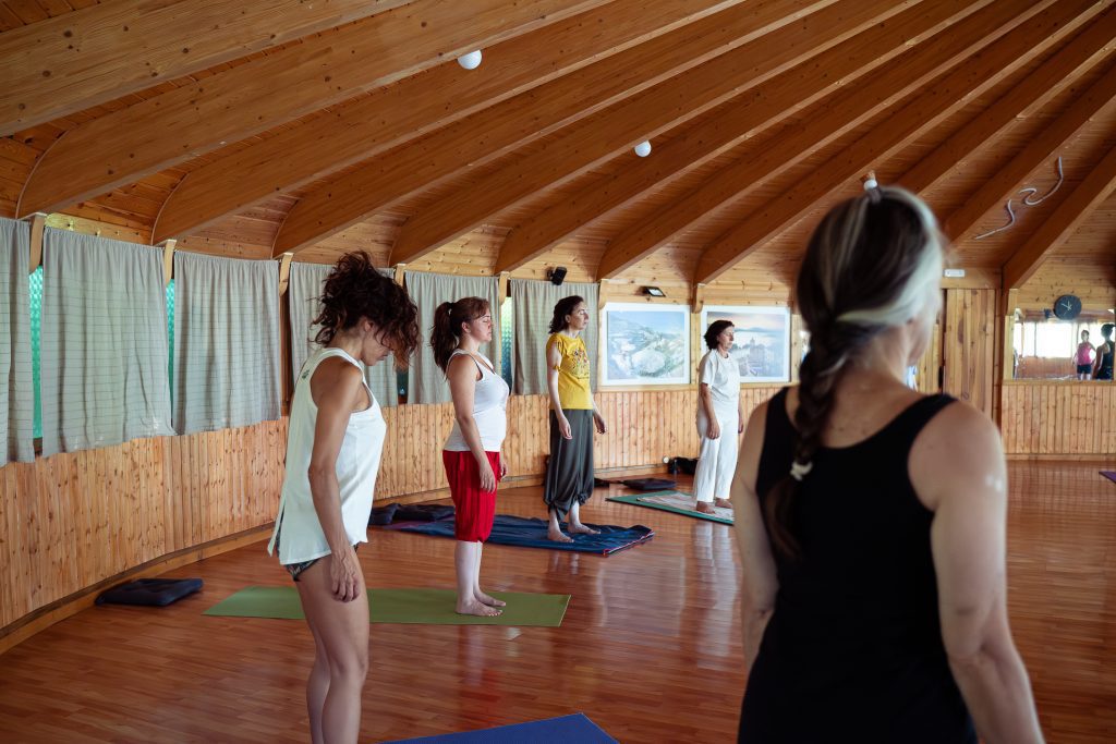 retiros de yoga con Marta Lázaro